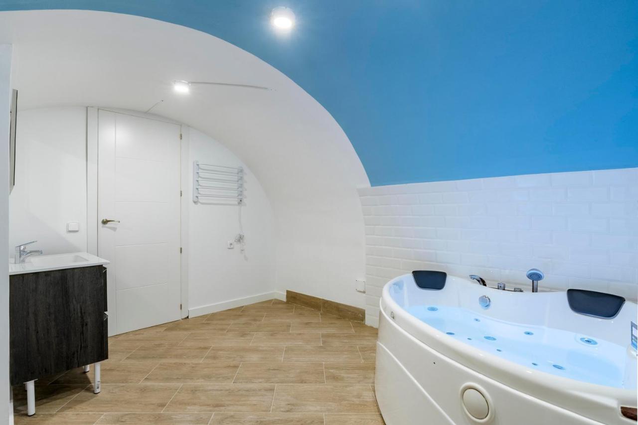 شقة El Triangulo Del Arte - Jacuzzi مدريد المظهر الخارجي الصورة